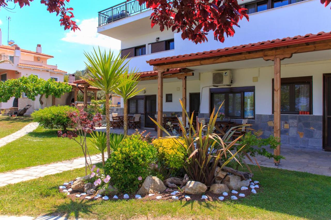 Aparthotel Emi House à Vourvourou Extérieur photo