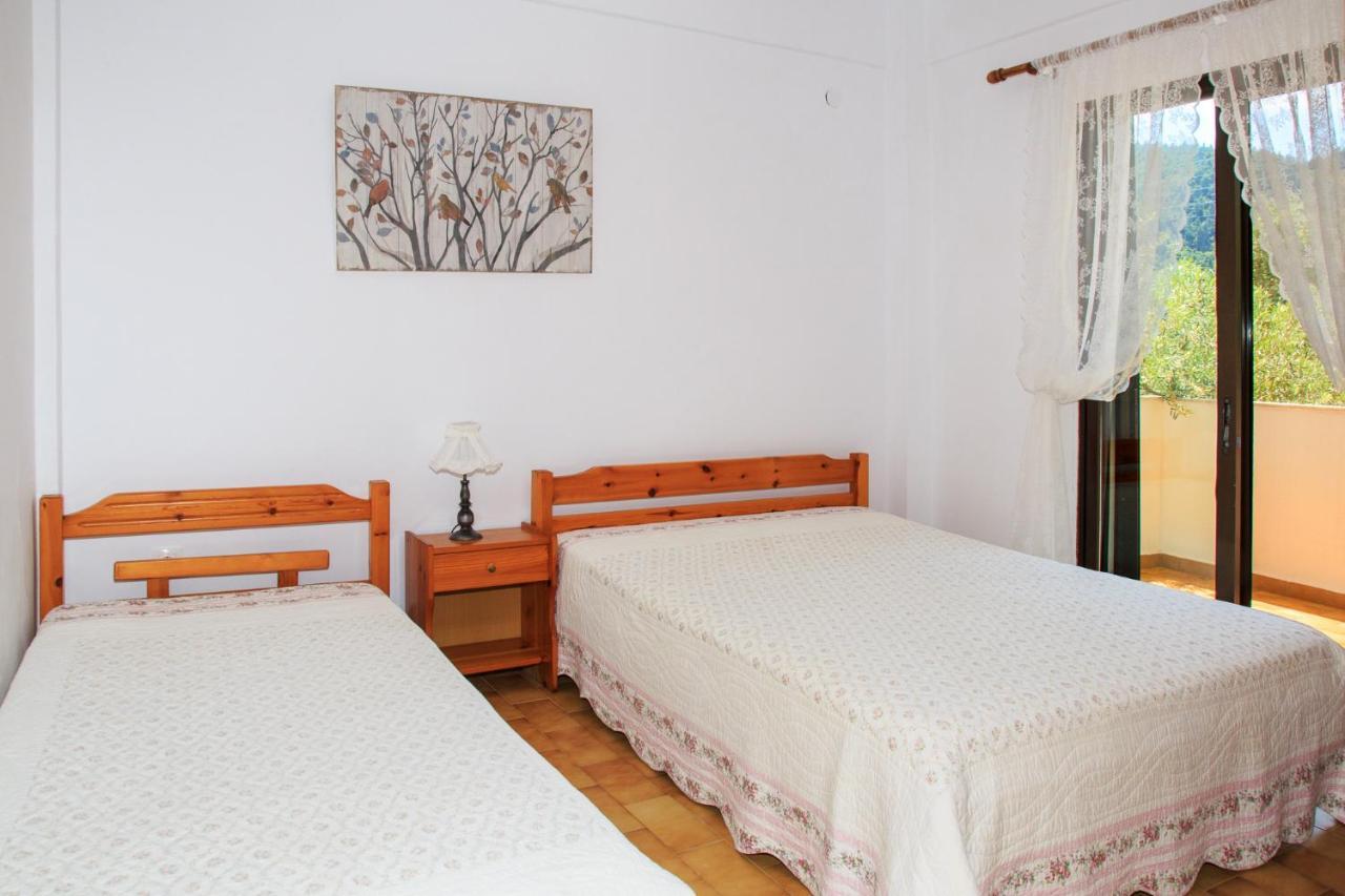 Aparthotel Emi House à Vourvourou Extérieur photo
